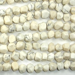 Howlite blanche de haute qualité pépite à facettes dégringolé pierre précieuse percée brin complet pierre naturelle cristal collier de guérison grossiste - Product Image 2
