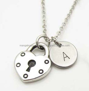 ตัวล็อคแกะสลักด้วยมือคุณภาพสูงและจี้เงินแบบหลังที่ดูดีที่สุดสำหรับผู้ชายเครื่องประดับพิเศษสำหรับเป็นของขวัญคริสต์มาส - Product Image 1