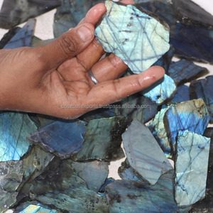 Labradorite brute bleue de Madagascar, vente en gros, pierre précieuse naturelle rare non taillée - Product Image 6