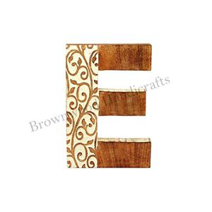 Alfabeto de madera tallado a mano, letras mayúsculas para niños, decoración de aula de aprendizaje, ideal para enseñanza y uso educativo divertido - Product Image 1