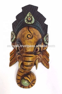 หน้ากากพระพิฆเนศไม้ทำมือ แขวนผนัง ของตกแต่งทางศาสนาขายดี ผลิตด้วยมือในเนปาล - Product Image 3