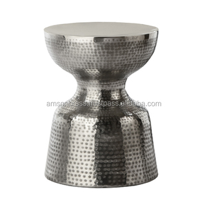 Taburete de Metal con diseño de tambores tradicionales - Product Image 5
