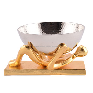 Cuenco de Metal para artesanía, tazón decorativo de diseño único para fruta, para cocina y decoración del hogar - Product Image 1