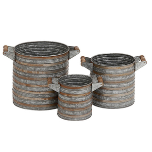 Set de 3 Jardinières Rondes Vintage en Métal Étain Vieilli - Product Image 1