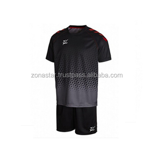 Camisetas de Fútbol Baratas Hechas en Fábrica, Personalizadas, de Manga Corta, Impresas, Transpirables, con Color y Logotipo Personalizados, Uniformes Unisex para Adultos al por Mayor - Product Image 1