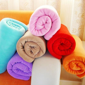 Vente en gros personnalisable Tartan voyage polaire pique-nique couvertures rectangulaire solide Anime ignifuge tricoté Raschel couverture - Product Image 2