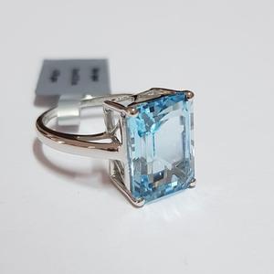 Anillo Octogonal de Topacio Azul, Lujoso, Chapado en Oro de 14K, Moderno, con Baño de Rodio, para Bodas, Fiestas o Aniversarios - Product Image 1