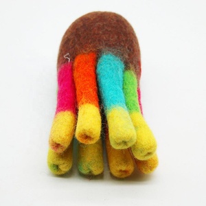 Jouets à mâcher pour animaux de compagnie en feutre écologique, faits à la main par des femmes artisans népalaises, laine de Nouvelle-Zélande, boules de tête d'animaux, cadeau pour les amoureux des chiens - Product Image 5