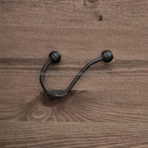 OMG Industries Tête de flèche en fonte Crochet pour chapeau et manteau Décoratif Vente en gros Métal Design - Product Image 2