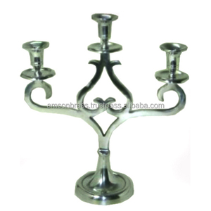 Candelabro hecho a mano de diseño de lujo Candelabro de 3 brazos de aluminio sólido plateado - Product Image 1