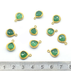 Onyx vert en forme de coeur lunette en argent sterling 925 pendentif plaqué or fabrication de bijoux faite à la main - Product Image 4