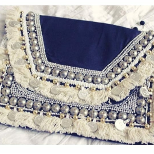 Bolso de Mano Tipo Clutch con Cuentas y Borlas para Mujer, Estilo Nuevo, Hecho a Mano, Venta al por Mayor - Product Image 1