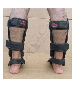 ที่ป้องกันหน้าแข้งหนังวัวเกรด A + พิมพ์โลโก้ตามสั่งสำหรับนักมวย MMA แบบไทยป้องกันสูง - Product Image 3