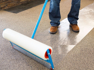 เทปป้องกันพรมฟิล์ม PE คุณภาพสูงอะคริลิคแรงดันด้านเดียวไม่มีการถ่ายโอนสำหรับปิดผนึกกล่อง - Product Image 2