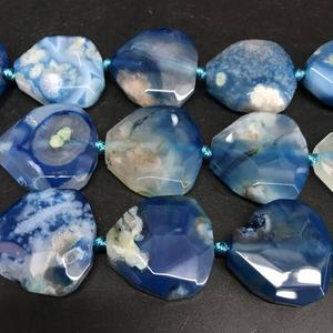 Haute qualité bleu Onyx Agate pépite à facettes percé pierre précieuse cristal naturel collier de guérison grossiste plein brin perles de pierre - Product Image 1