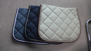 Cotton Blend Quilted Lightweight Breathable Sweat-Absorbing HD <b>Foam</b> Filling All-Purpose Saddle <b>Pad</b> for Horse Riding Daily - Product Image 3