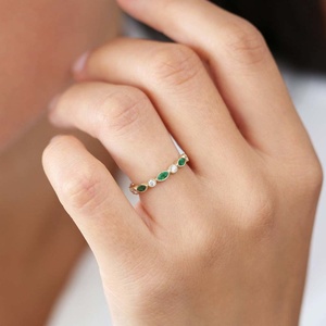 925 argento <span class=keywords><strong>smeraldo</strong></span> rotondo brillante zircone gemma CZ anello nuziale arcobaleno gioielli - Product Image 4