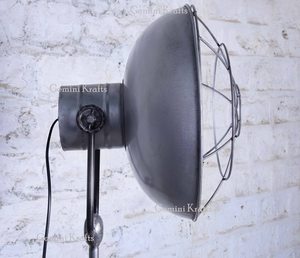 Lampadaire industriel à hauteur réglable, éclairage de style industriel - Product Image 2