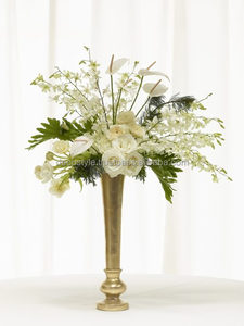 Grande Urne à Fleurs en Métal Argenté - Product Image 5