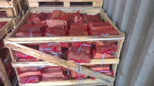 Bulgarai-Leña de madera dura seca al horno (Roble, Fresno, haya) 10-15% Contenido de humedad Producto relacionado con la energía - Product Image 4