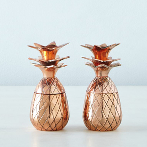 Tendencia personalizada al por mayor hecho a mano nuevo diseño martillado cobre diseño piña taza India fabricación tazas personalizadas - Product Image 1