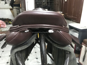 Silla de caballo saltador inglés de cuero de primera calidad con precio de árbol de plástico hecho en India - Product Image 5