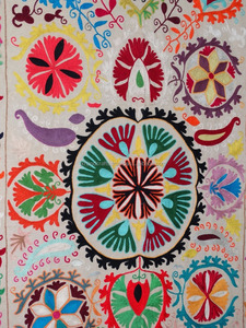 Wusani — tapisserie décorative brodée à la main, Art mural, vente en gros, - Product Image 2