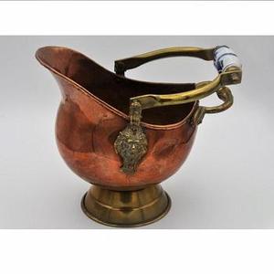 Seau à charbon en laiton antique économique, design artisanal avec construction métallique - Product Image 6
