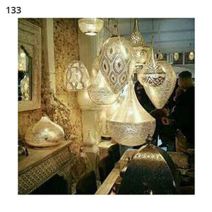 Lanternes marocaines en laiton et métal, de qualité, 12 pièces - Product Image 1