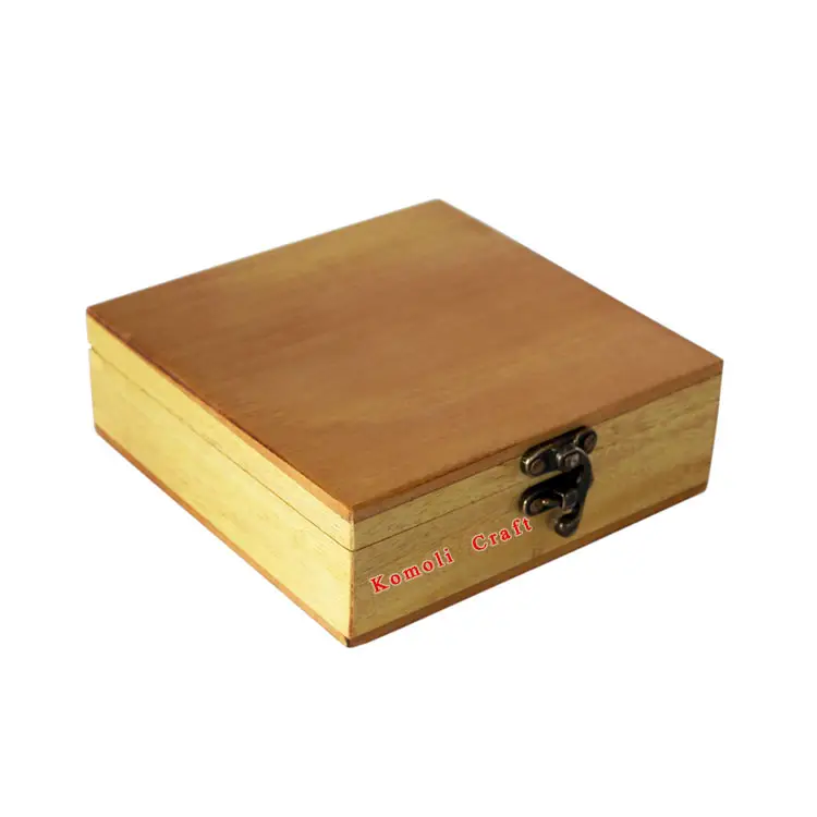Simple sobrio de caja de madera personalizado