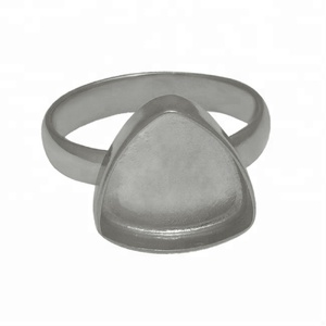 Anillo de Plata de Ley 925 hecho a mano con forma de trillón, anillo de rutenio negro, joyería, anillo de moda para aniversario de bodas. - Product Image 1