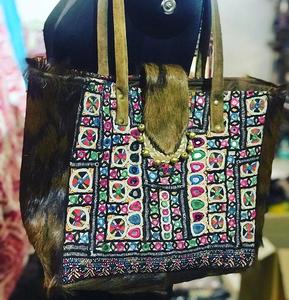 BANJARA VINTAGE bordado de gamuza étnico PATCHWORK hecho a mano espejo TRIBAL bolsa - Product Image 4