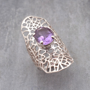 Anillo de Plata de Ley 925 con Filigrana Larga, Diseño Ovalado con Amatista, Unisex, Estilo Boho, Grueso, Fabricante y Exportador de Joyería Fina al por Mayor - Product Image 2