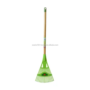 No.153317 low price plastic broom with all ready function and good practicability