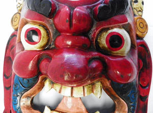 หน้ากากไม้แฮนด์เมดของพระไบรัม มะหะกาล สำหรับแขวนผนัง ผลิตในเนปาล - Product Image 2