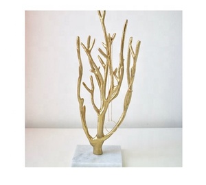 Soporte de exhibición de joyería de mármol bajo MOQ hecho a mano con base de mármol venta directa de fábrica fabricante al por mayor - Product Image 1