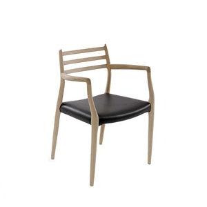 Chaise de salle à manger en cuir et en bois de luxe moderne - Product Image 1