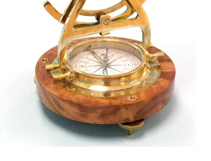 Boussole nautique Alidade en laiton avec télescope Belle boussole nautique de bureau par Calvin artisanat - Product Image 2