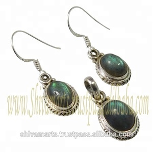 Nouveautés Ensemble élégant de pendentifs en argent sterling 925 naturel Labradorite avec pierres précieuses pour femme - Product Image 2