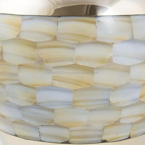 Urnes funéraires décoratives écologiques en laiton Amson pour cendres humaines, design nacre, finition antique, capacité de 200 pouces cubes - Product Image 3
