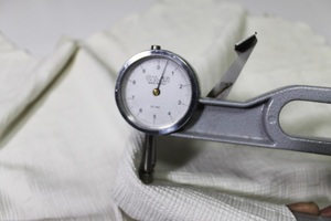 Vente en gros de cuir Napa en peau d'agneau blanc crémeux ultra doux perforé fin et texturé de la meilleure qualité pour l'artisanat de luxe tanné au grain - Product Image 4