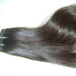 Extension de cheveux bruts indiens à cuticule alignée. Trame de cheveux ondulés naturels à donneur unique Produit chaud indien Cheveux vierges Remy - Product Image 1