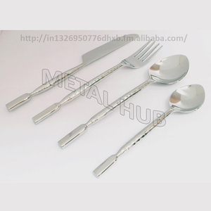 Juego de cubiertos de acero inoxidable de estilo clásico con asas de madera forjadas a mano Cubiertos DE BODA sostenibles Cuchara Tenedor Material PP - Product Image 1