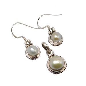 ชุดต่างหูจี้อัญมณีสีเงินสเตอร์ลิง925จากนักออกแบบที่เป็นเอกลักษณ์ชุดต่างหูจี้เคลือบสำหรับเป็นของขวัญงานเลี้ยง - Product Image 1