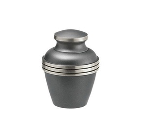 Urnas de cremación de latón conmemorativo para cenizas humanas Diseños personalizables Proveedor mayorista de estilo americano - Product Image 6