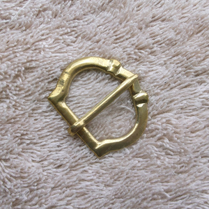 Hebilla de cinturón de latón medieval Hebilla de latón Vikingo y forja a mano de hierro Artículo 2017 - Product Image 3