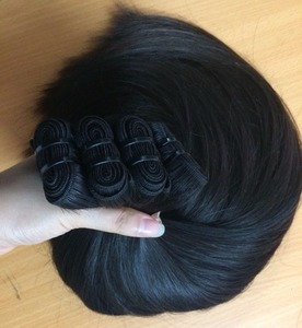 ผมเวียดนามแท้จาก Ivirgo Hair Vietnam ผมมนุษย์เวอร์จิน เกรด Remy หนังกำพร้าผมยังอยู่ครบ  สีธรรมชาติ  แบบต่อผมแบบ Skin Weft Lace  ไม่ผ่านการแปรรูป  แบบเป็นมัด  ผมดำหยิก - Product Image 5