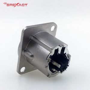 Conector de montaje en panel XLR de 5 pines macho con carcasa de metal con contactos de latón niquelado 7.5A Clasificación de corriente - Product Image 5