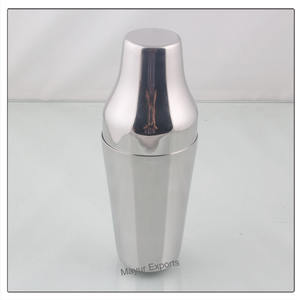 Shaker à cocktails en acier inoxydable neuf en deux parties - Product Image 1