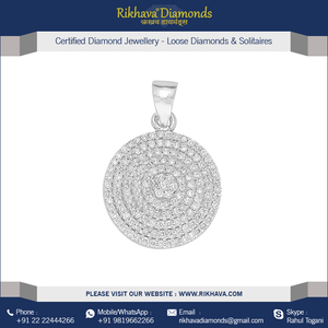 Ensemble pendentif en or blanc 18 carats avec diamants Bijoux élégants pour femmes - Product Image 3